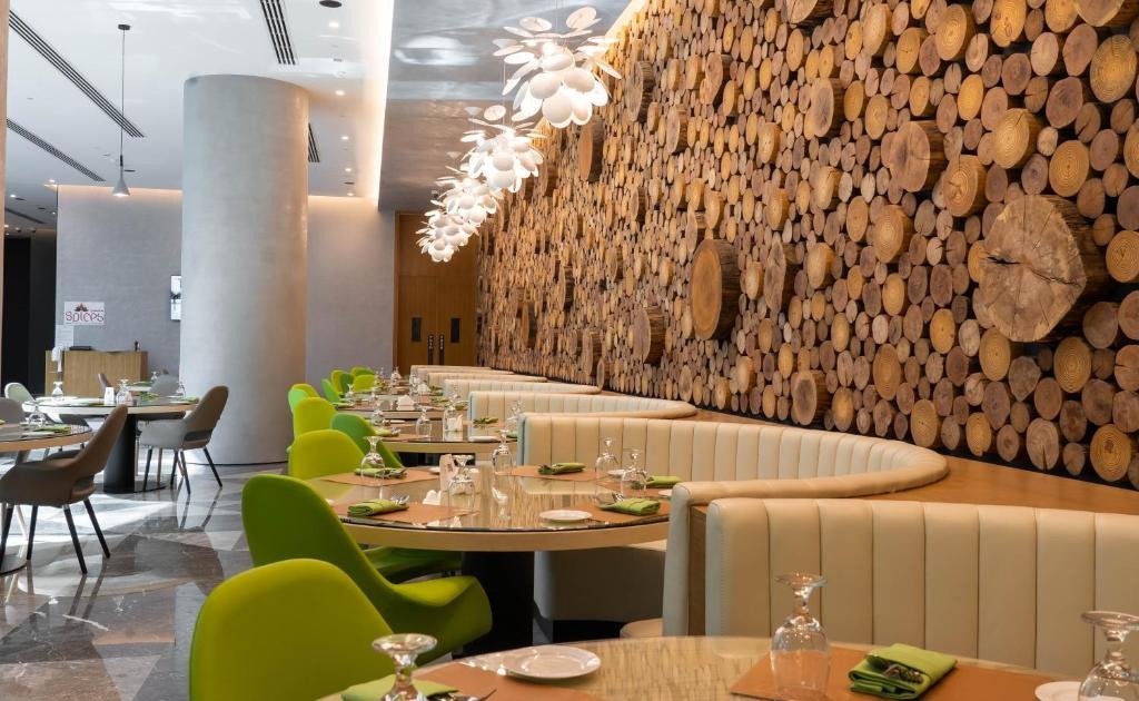 Al  Khoory Sky Garden Hotel image 8